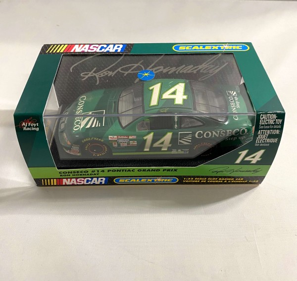 Pontiac Frand Prix n°14 AJ Foyt Racing Ron Hornaday Conseco Nascar SCALEXTRIC C2376