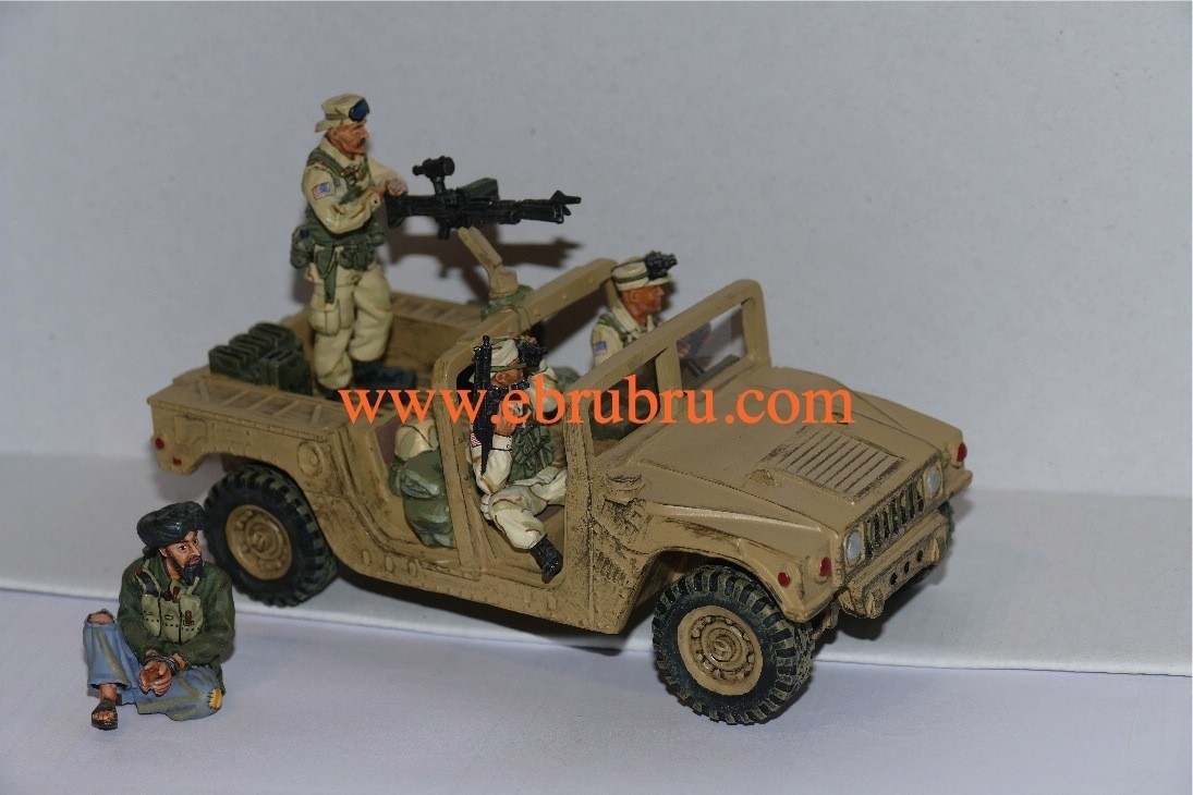 SPECIAL FORCES IRAQ AFGHANISTAN  HUMVEE PATROL KING & COUNTRY SF03