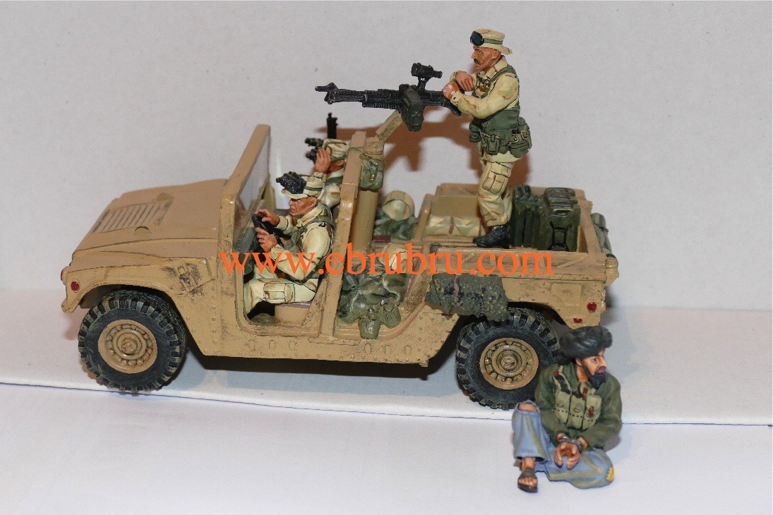 SPECIAL FORCES IRAQ AFGHANISTAN  HUMVEE PATROL KING & COUNTRY SF03