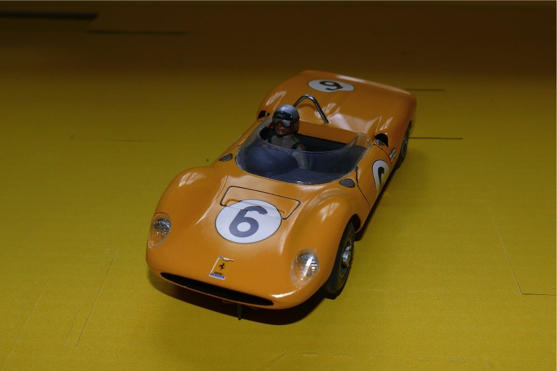 FERRARI DINO JAUNE COX SCALE 1/24 SLOT CAR