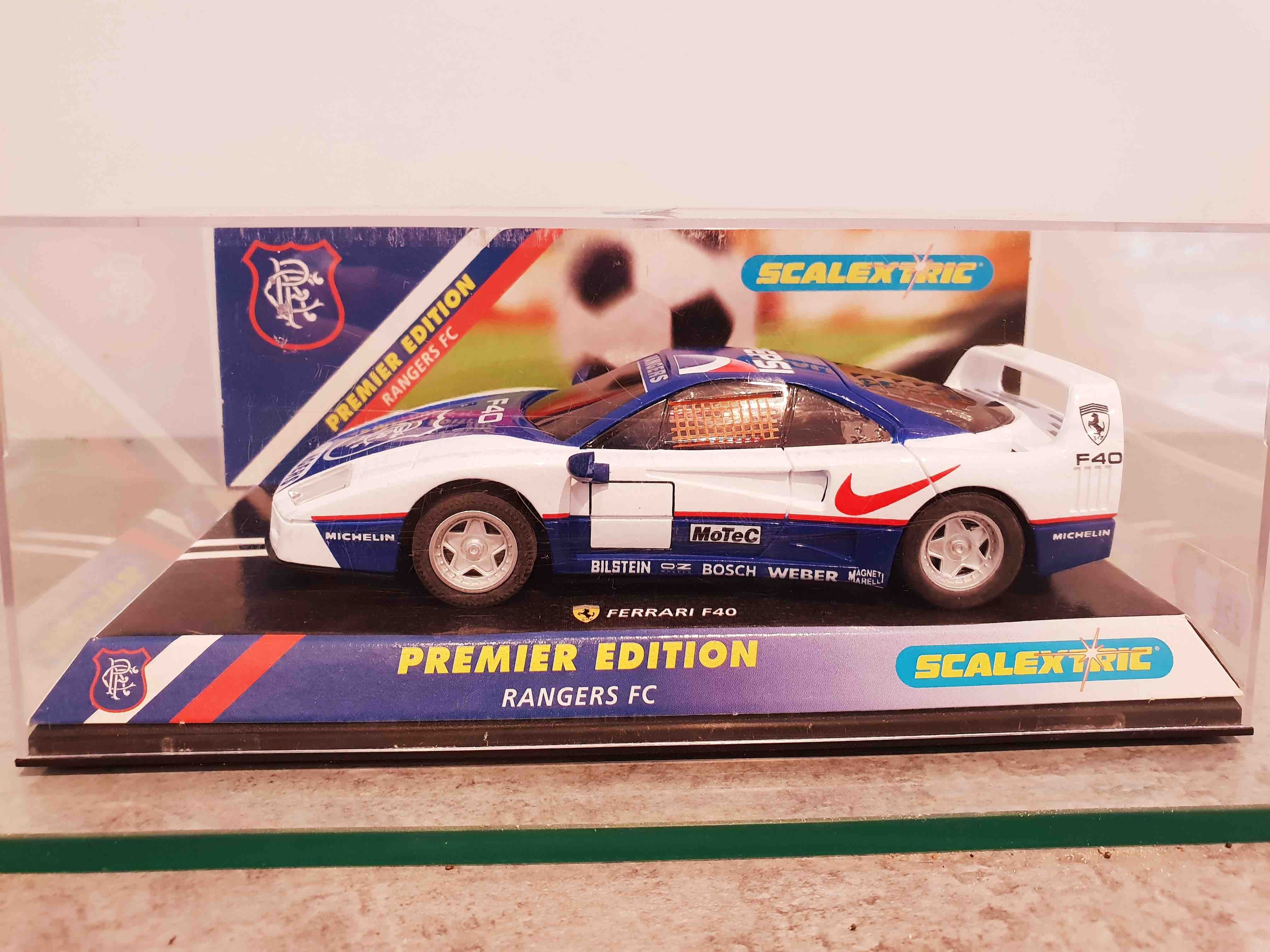 SCALEXTRIC C2148 FERRARI F40 RANGERS