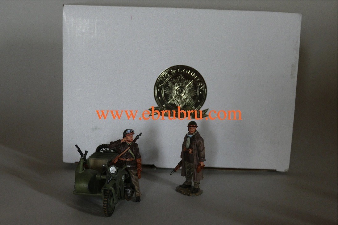 FRENCH MOTORCYCLE COMBO KING & COUNTRY FIELDS OF BATTLE FOB045