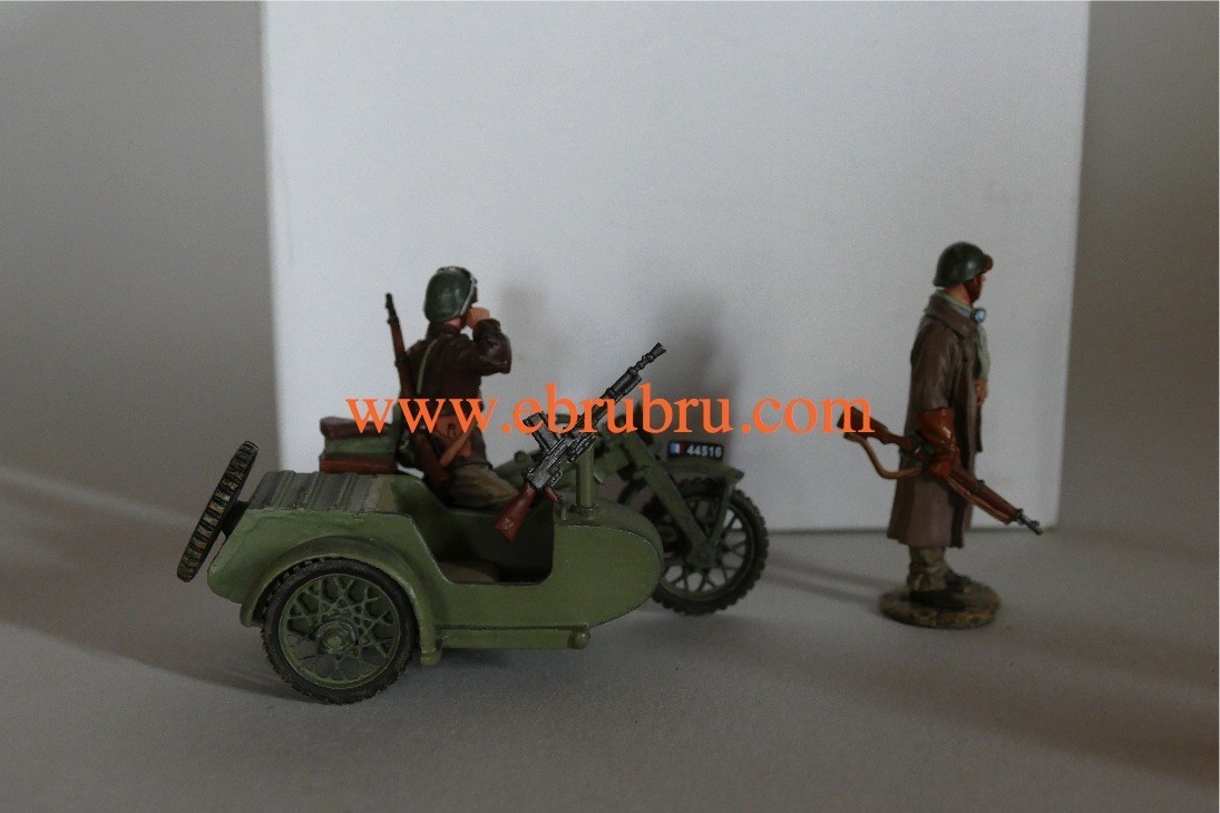 FRENCH MOTORCYCLE COMBO KING & COUNTRY FIELDS OF BATTLE FOB045