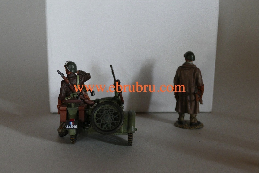 FRENCH MOTORCYCLE COMBO KING & COUNTRY FIELDS OF BATTLE FOB045