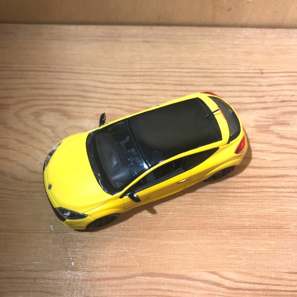 Renault Mégane sport jaune NOREV