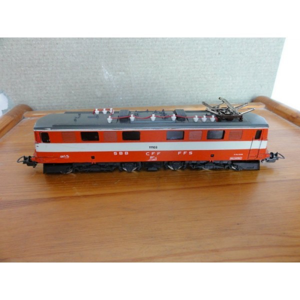 LOCOMOTIVE ELECTRIQUE SBB - CFF - FFS   11103 LIMA