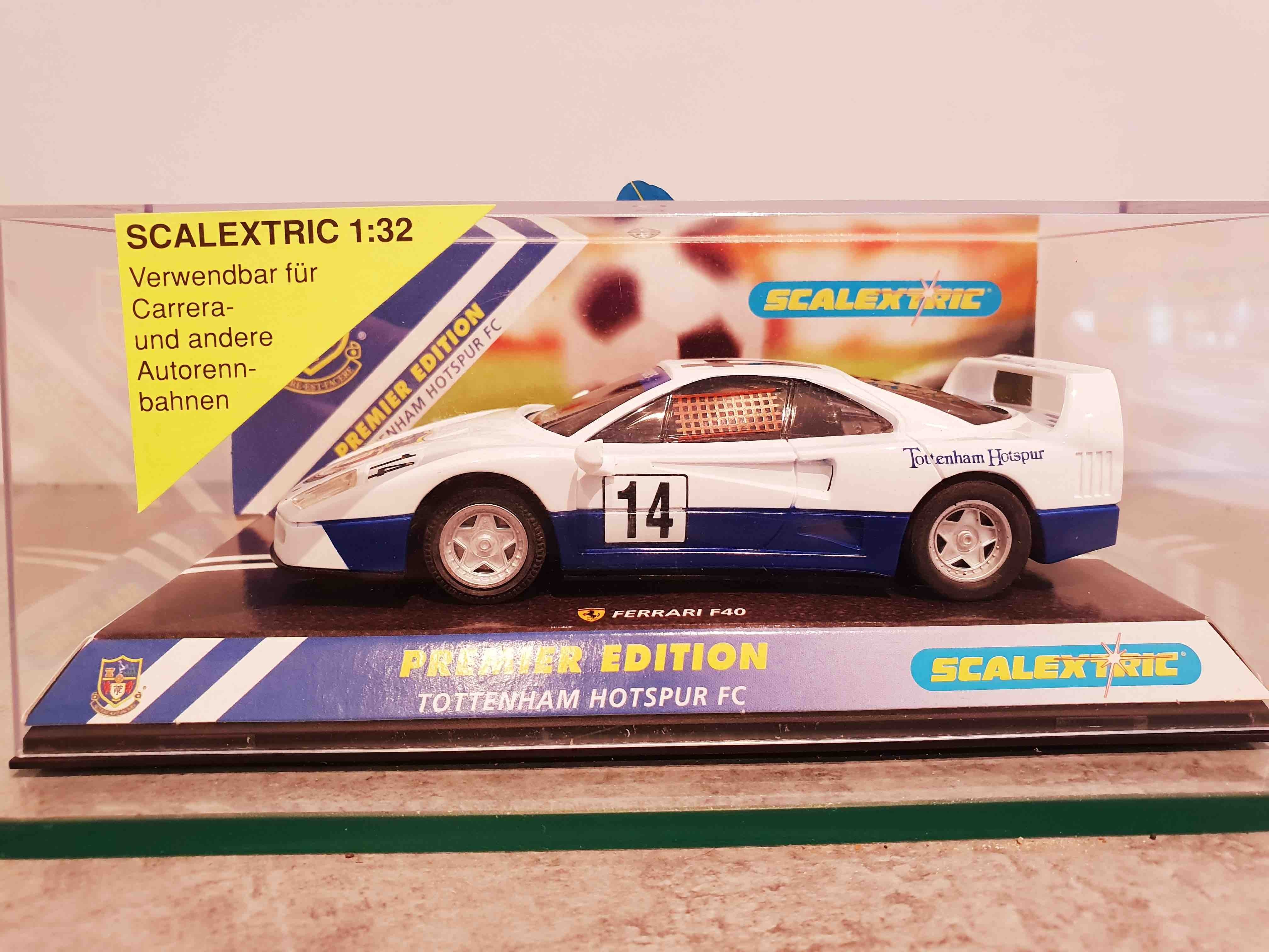 SCALEXTRIC C2153 FERRARI F40 TOTTENHAM HOTSPUR