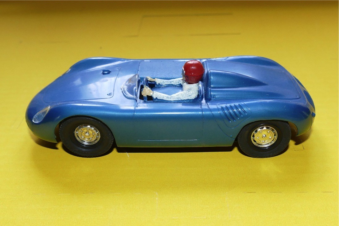 PORSCHE RS BLEUE REVELL SCALE 1/24 SLOT CAR