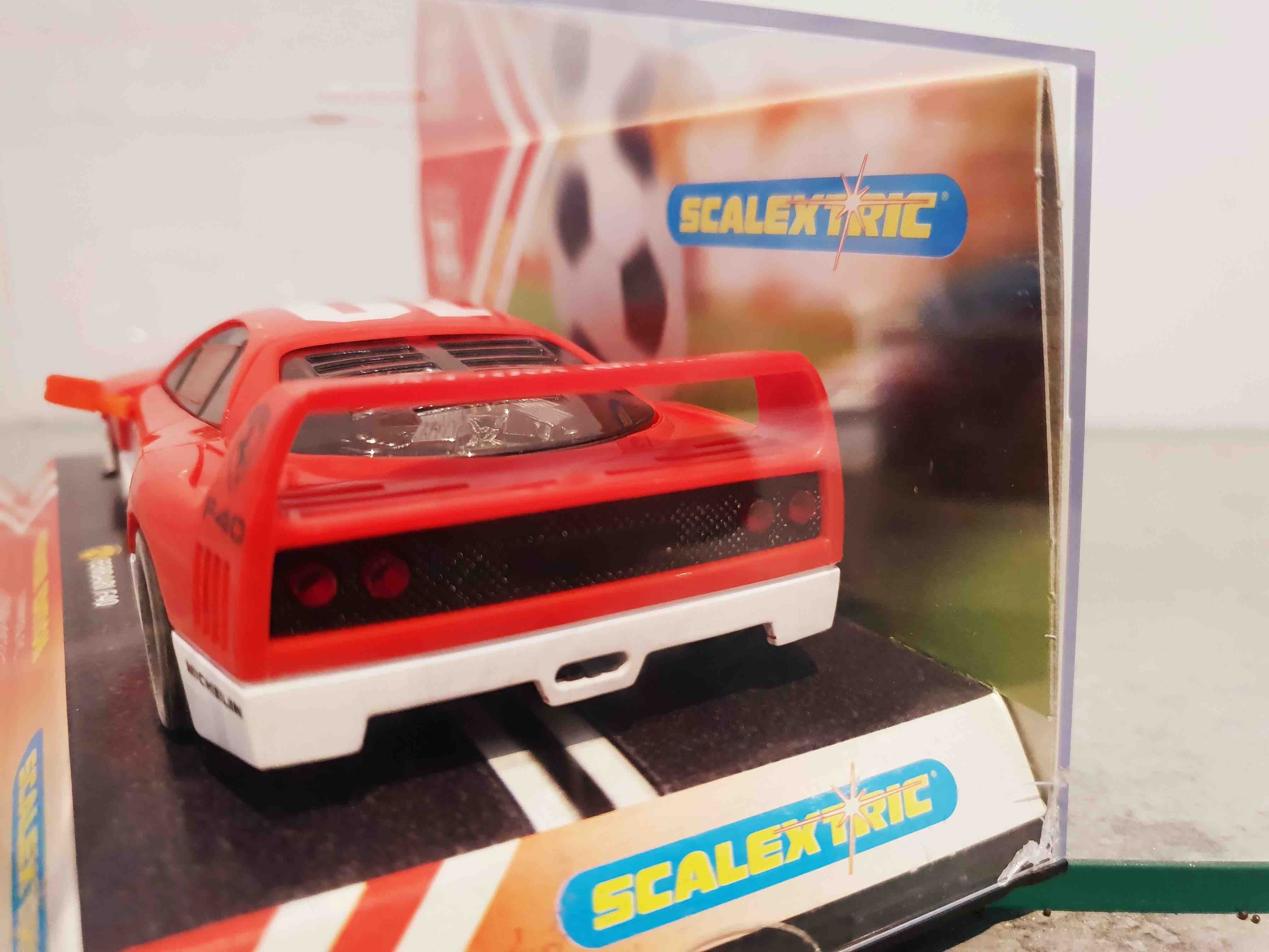 SCALEXTRIC C2150 FERRARI F40 LIVERPOOL