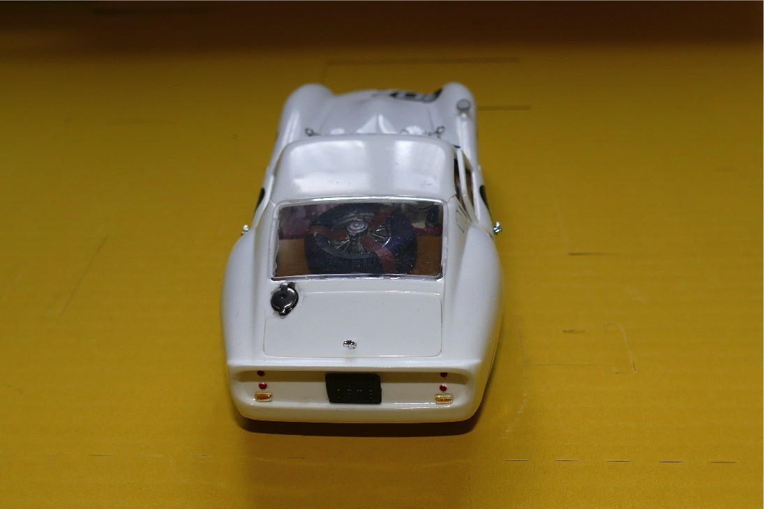 FERRARI 250 GTO  BLANCHE FUJIMI SCALE 1/24 SLOT CAR