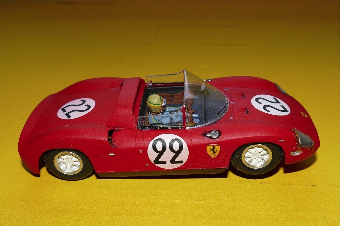 FERRARI 275 P ROUGE REVELL SCALE 1/24 SLOT CAR