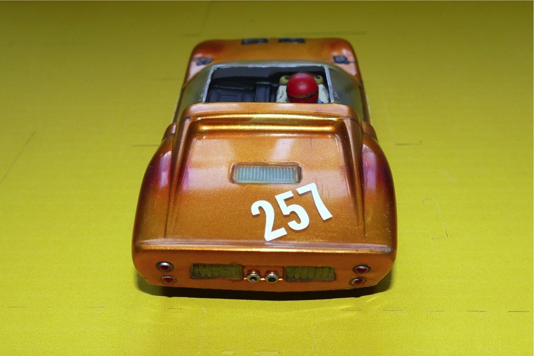 FORD GT 40 CHASSIS ASYMMETRICAL SCALE 1/24 SLOT CAR