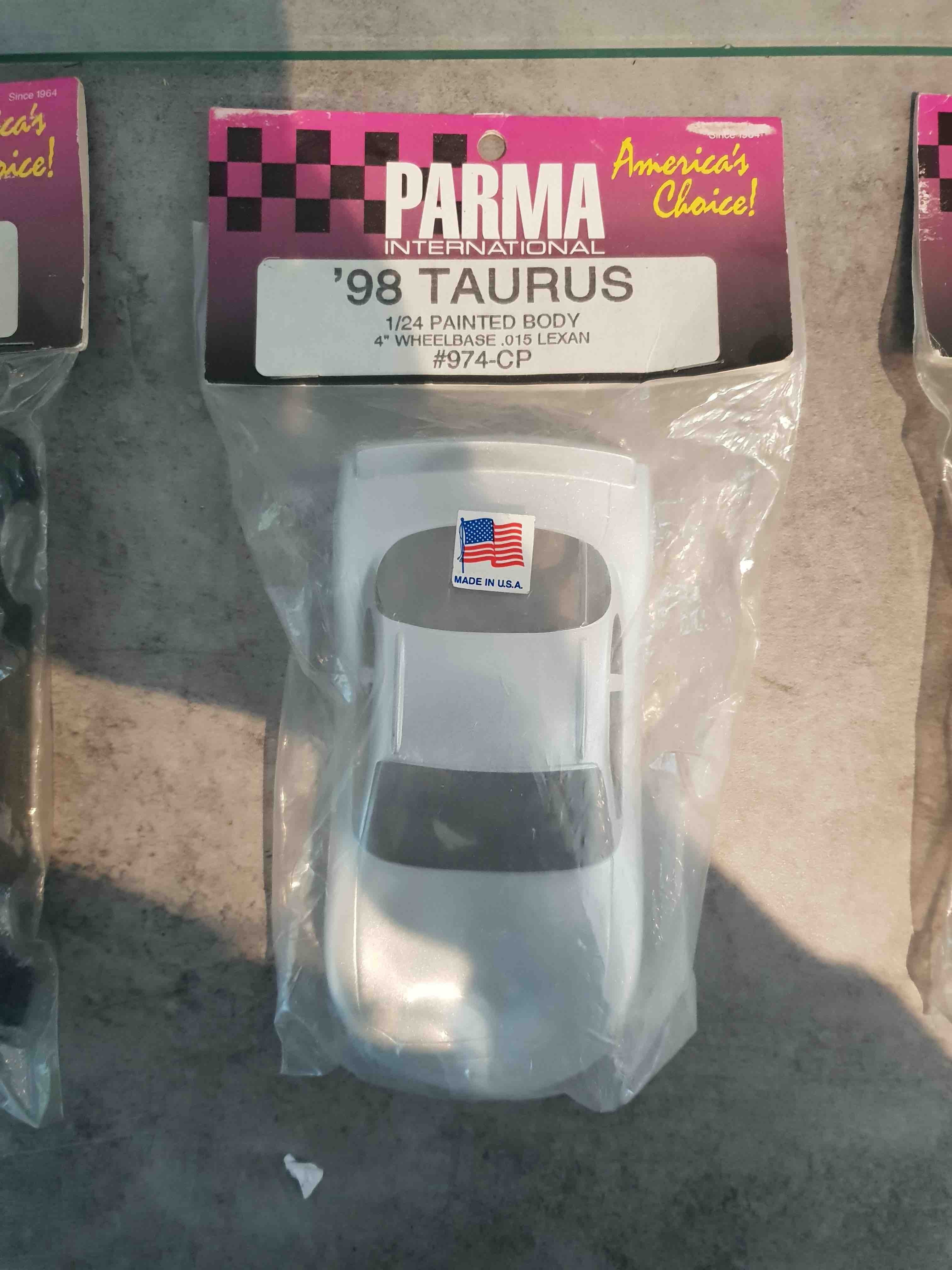 PARMA INTERNATIONAL 98 TAURUS 974-CP GRIS