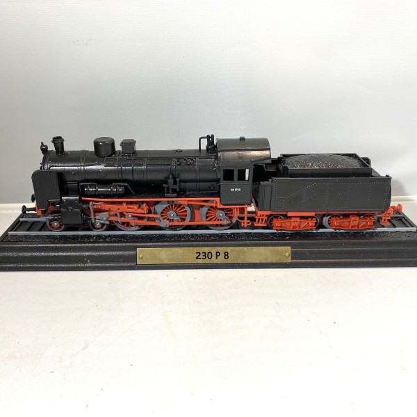 Locomotive à vapeur 230 P 8 - Statique - ATLAS Edition