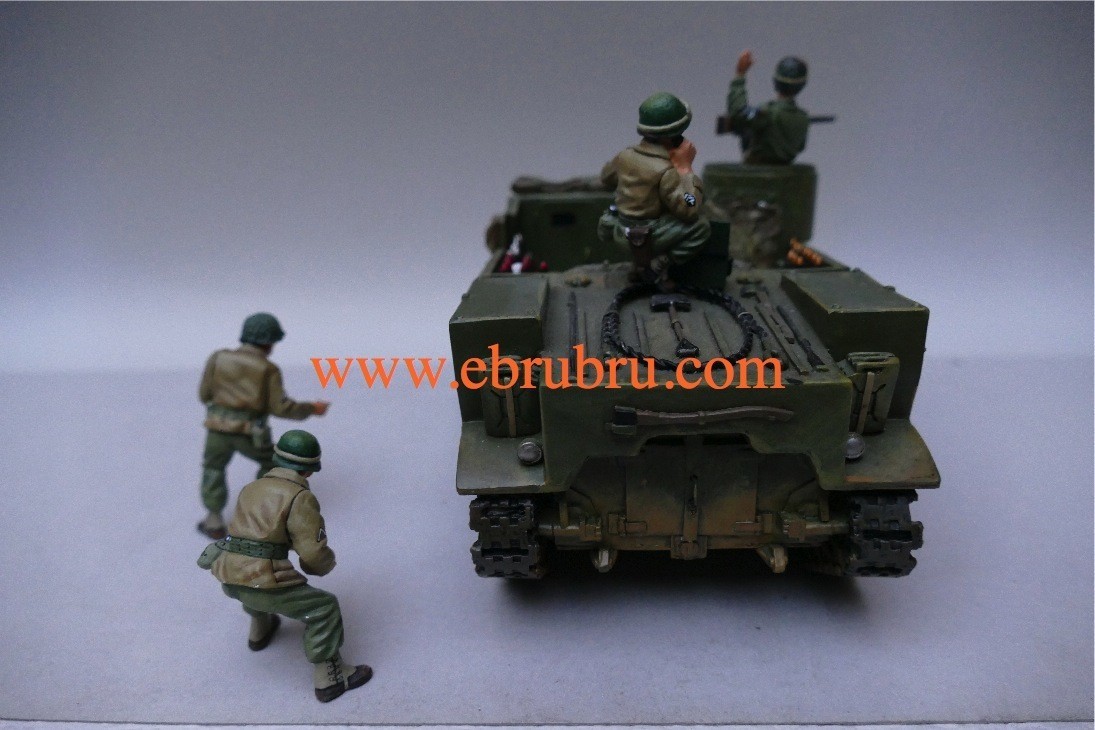 U.S. M7 PRIEST & CREW D DAY 1944 KING & COUNTRY  DD030