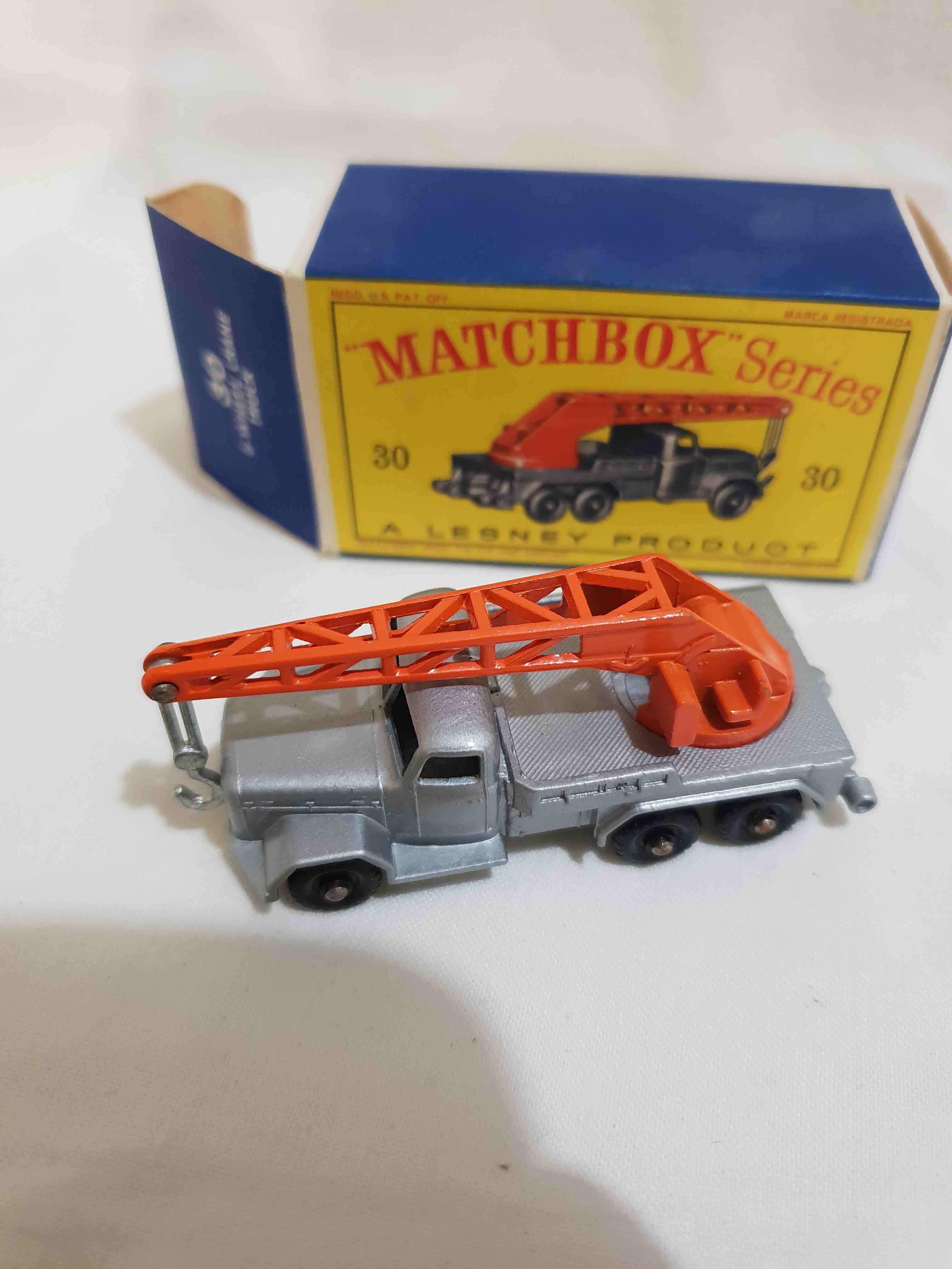 MATCHBOX SERIE 30 6 WHEEL CRANE TRUCK