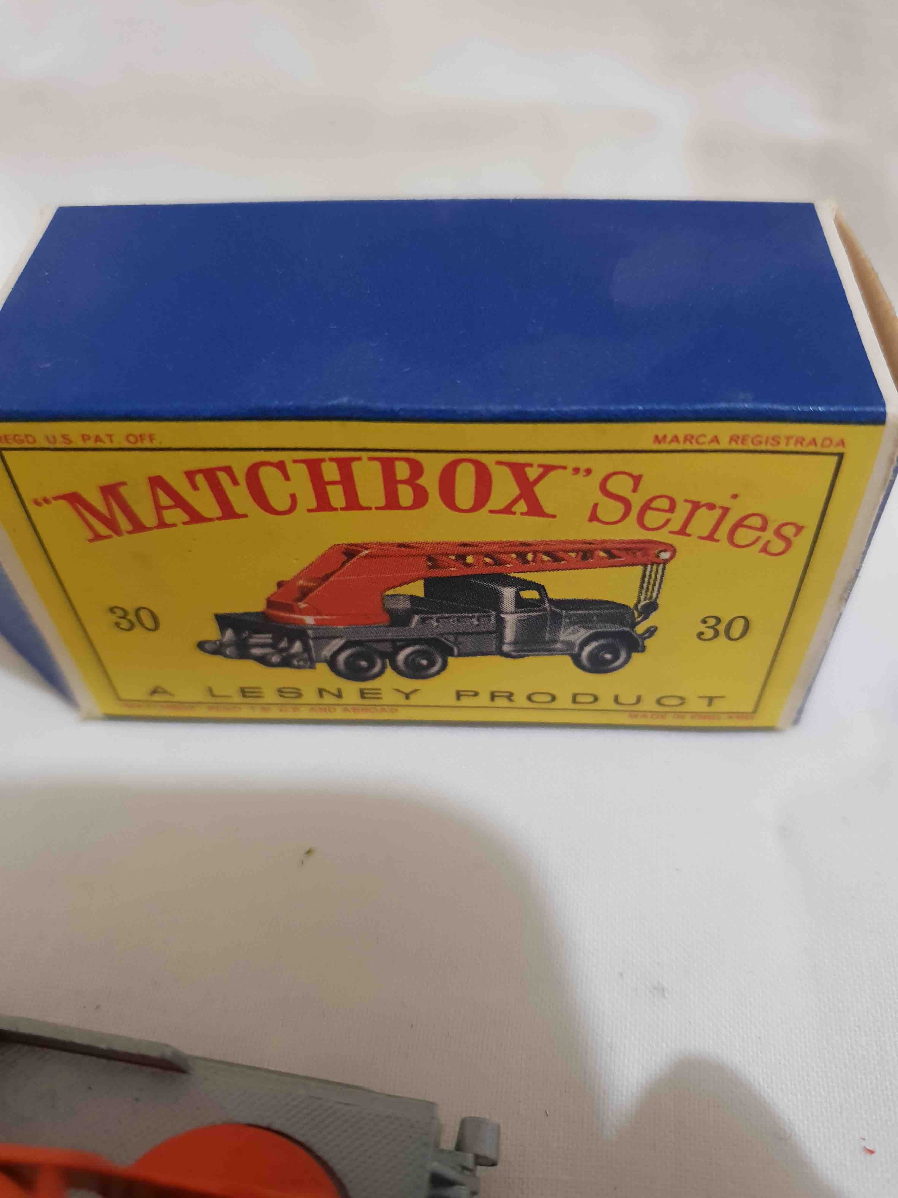 MATCHBOX SERIE 30 6 WHEEL CRANE TRUCK