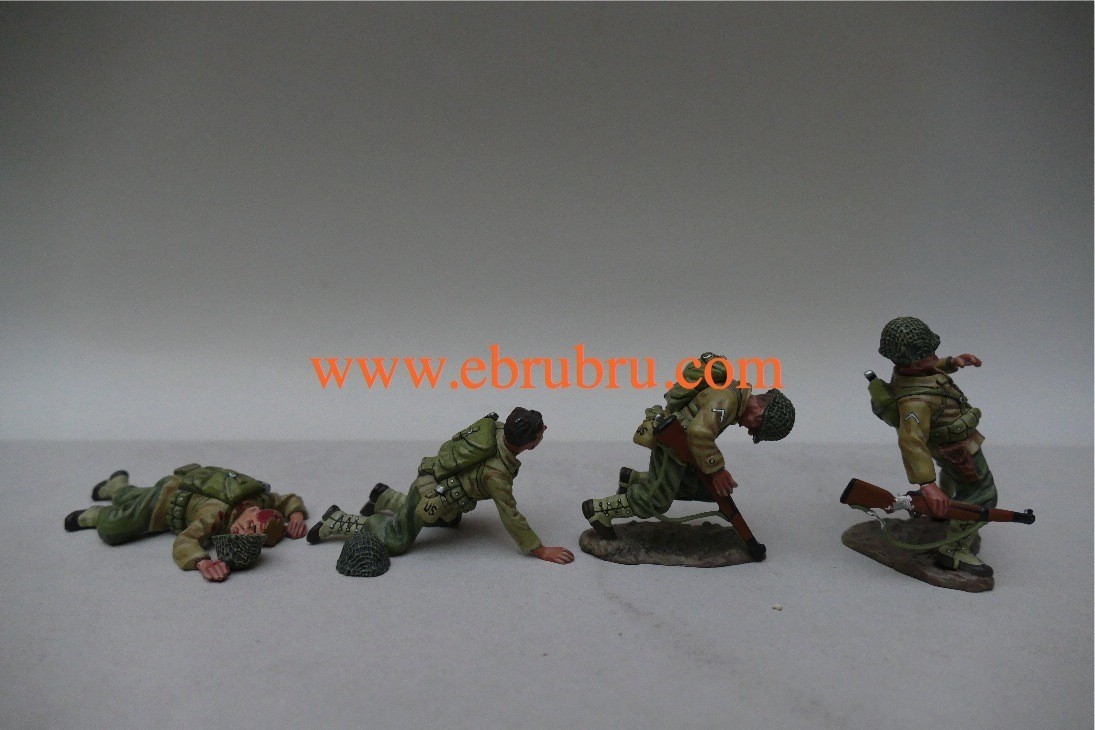 CASUALTIES OF WAR D DAY 1944 KING & COUNTRY DD028