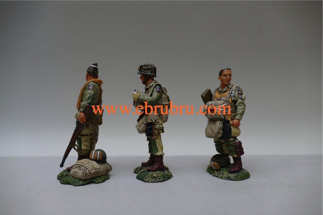 U.S. 82ND AIRBORNE D DAY MINUS ONE D DAY 1944 KING & COUNTRY DD031