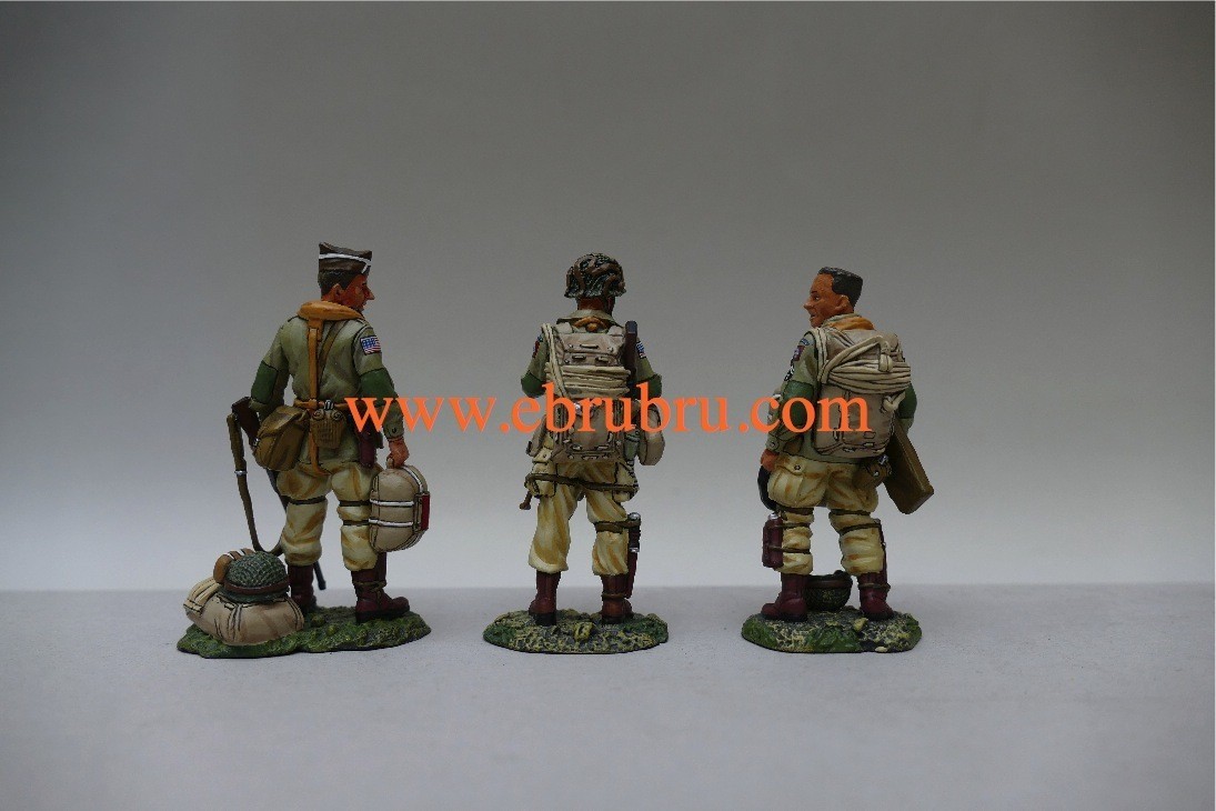 U.S. 82ND AIRBORNE D DAY MINUS ONE D DAY 1944 KING & COUNTRY DD031