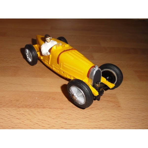 C 70 COLLECTION DE BUGATTIS TYPE 59 SCALEXTRIC ORIGINALE ET DE HAVILLAND