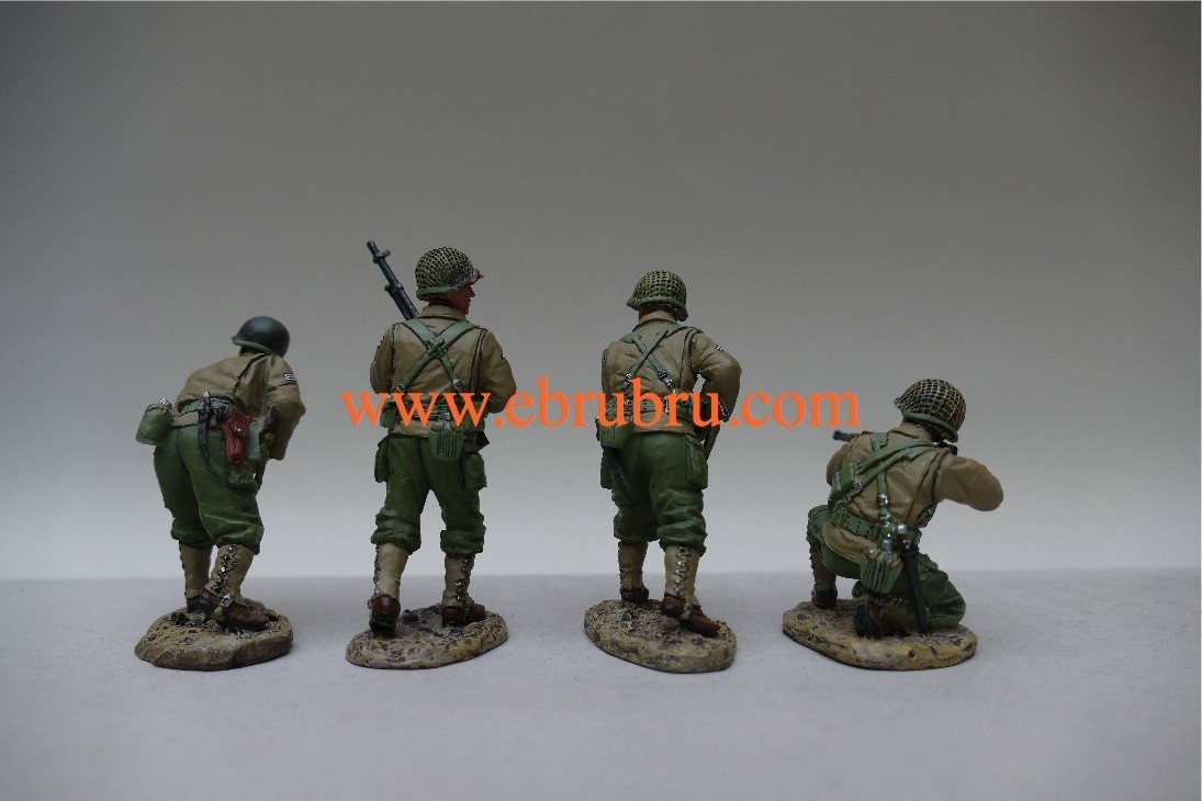 U.S. 3RD INFANTRY DIVISION ATTACKING INFANTRY D DAY 1944 KING & COUNTRY DD033