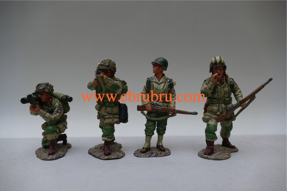 U.S. 82ND AIRBORNE BAZOOKA TEAM D DAY 1944 KING & COUNTRY DD034