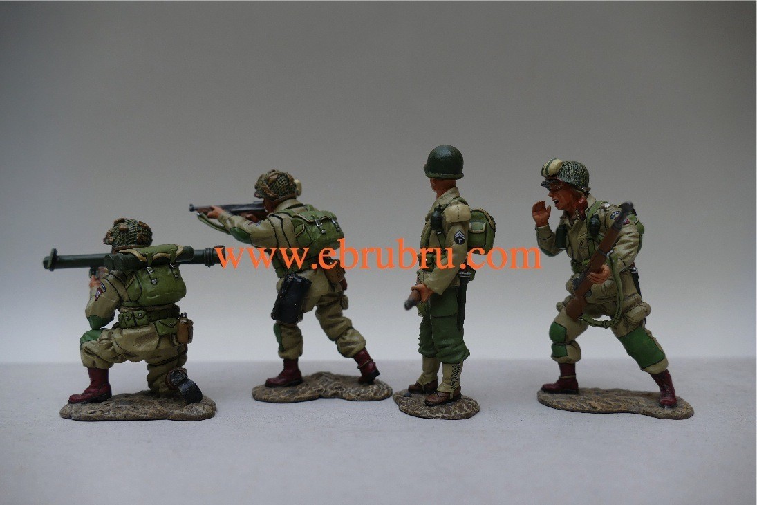 U.S. 82ND AIRBORNE BAZOOKA TEAM D DAY 1944 KING & COUNTRY DD034