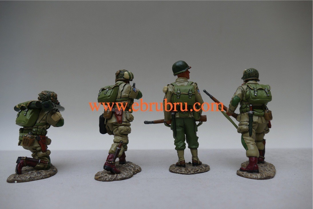 U.S. 82ND AIRBORNE BAZOOKA TEAM D DAY 1944 KING & COUNTRY DD034