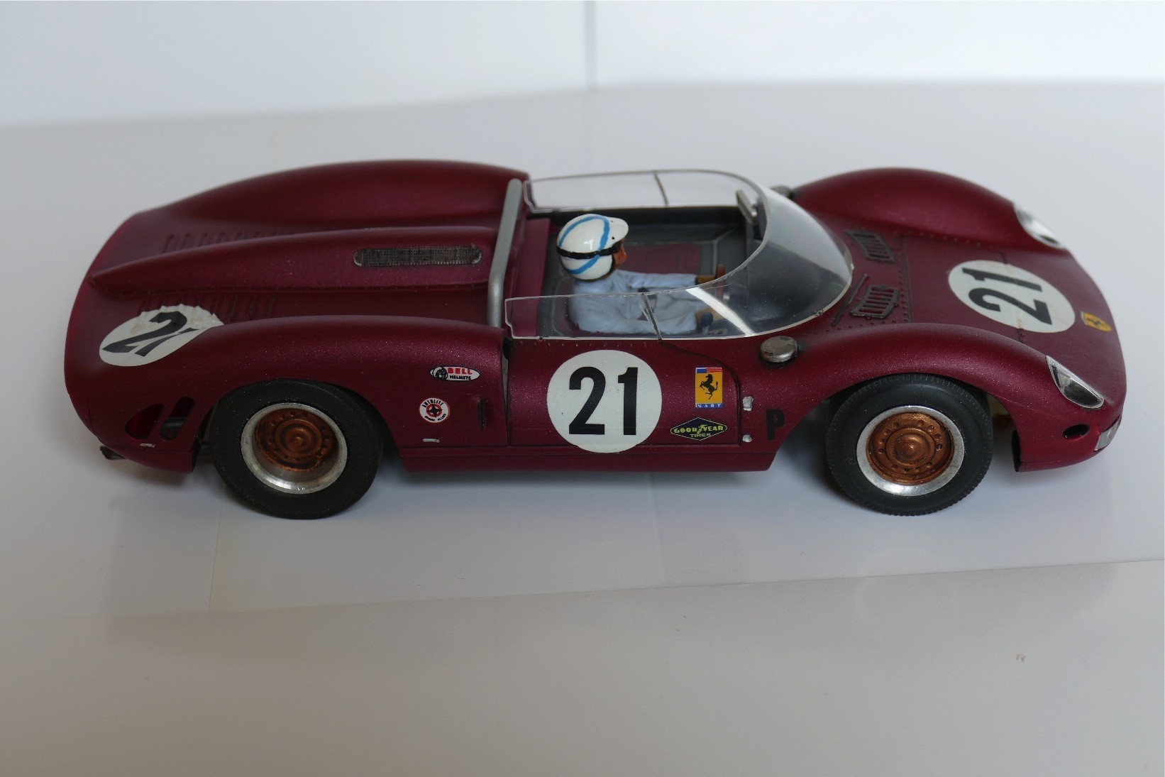 FERRARI 330 KIT K & B SLOT 1/24