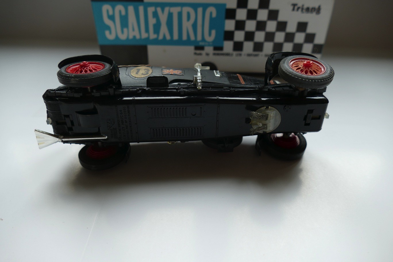 BENTLEY NOIRE FRANCAISE SCALEXTRIC RÉF C 64