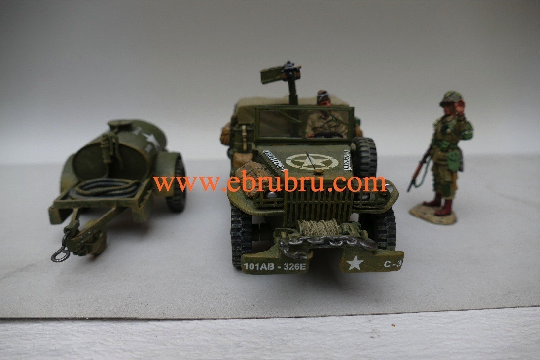 U.S. 101ST AIRBORNE WEAPONS CARRIER & WATER TANK D DAY 1944 KING & COUNTRY DD049