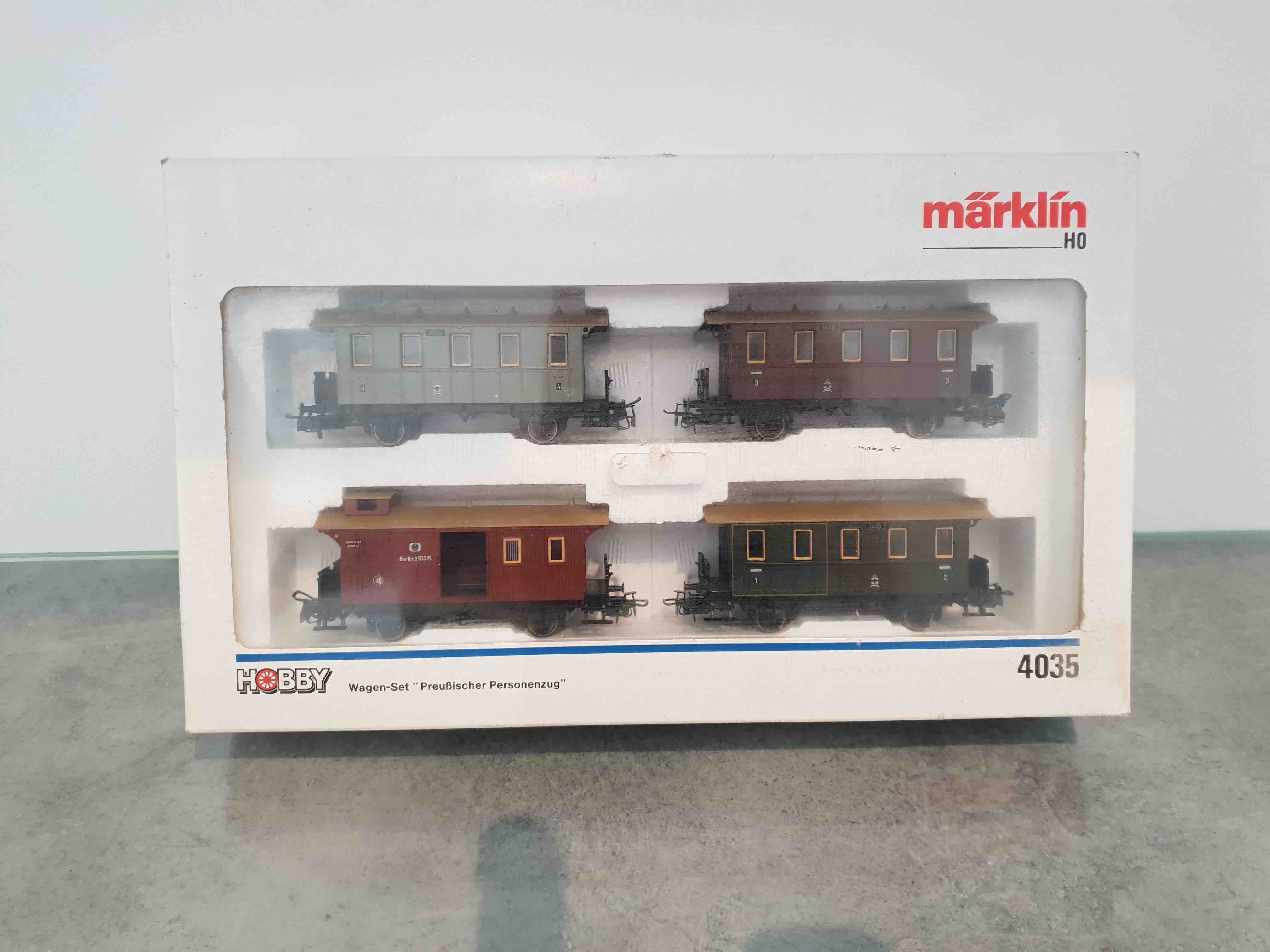 MARKLIN 4035  PRUSSIAN TRAIN CAR SET 94