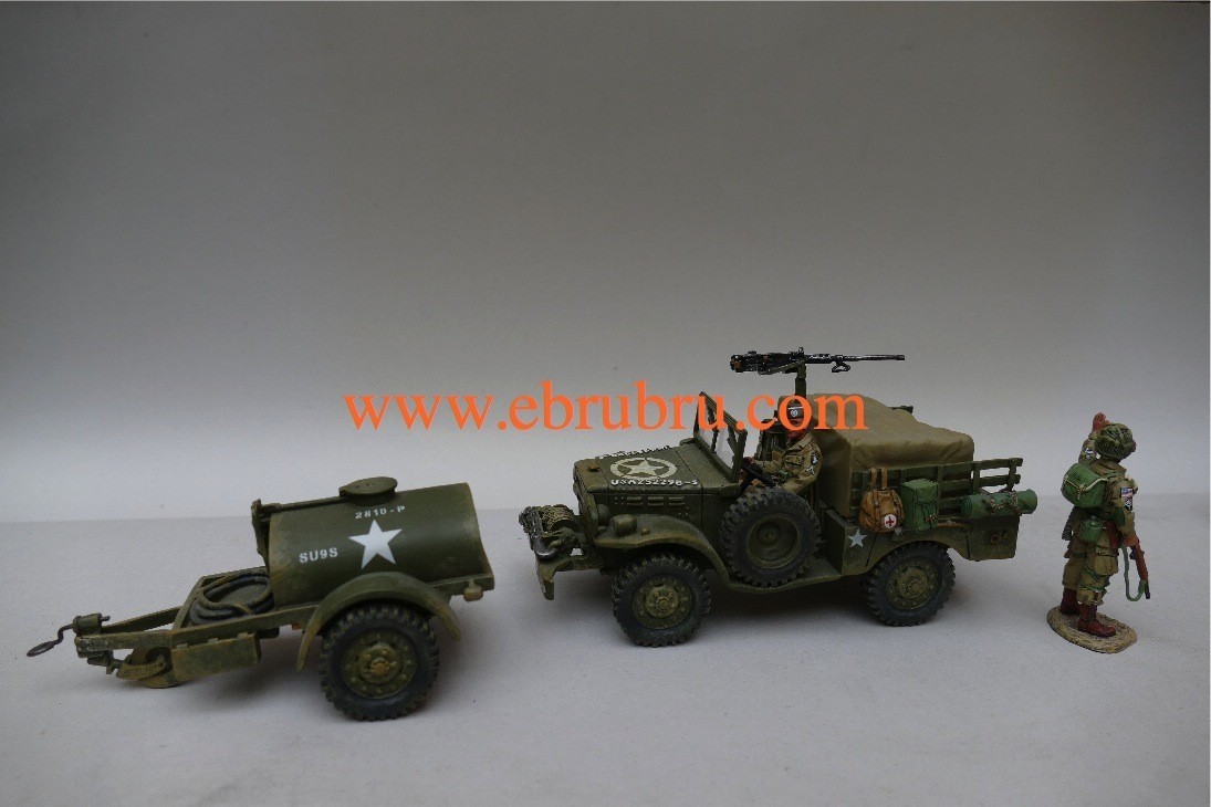 U.S. 101ST AIRBORNE WEAPONS CARRIER & WATER TANK D DAY 1944 KING & COUNTRY DD049