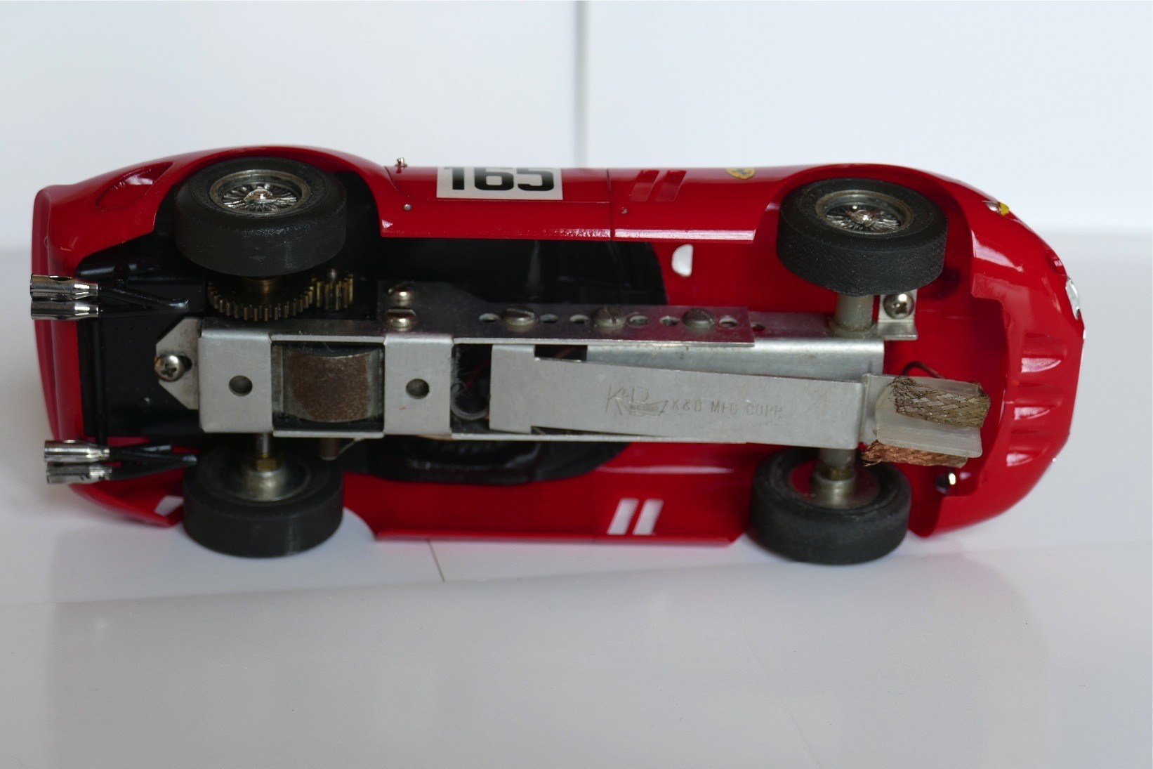 FERRARI GTO ROUGE FUJIMI K & B SLOT 1/24 SCRATCH