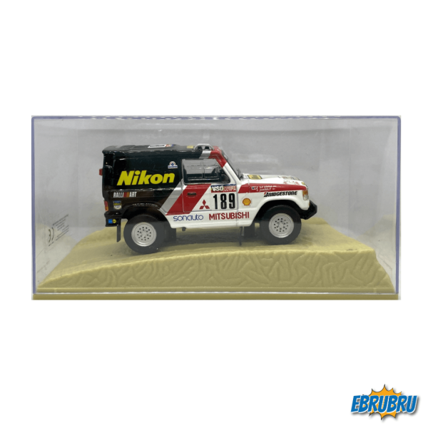 Mitsubishi Pajero - La légende du Dakar NOREV No 10