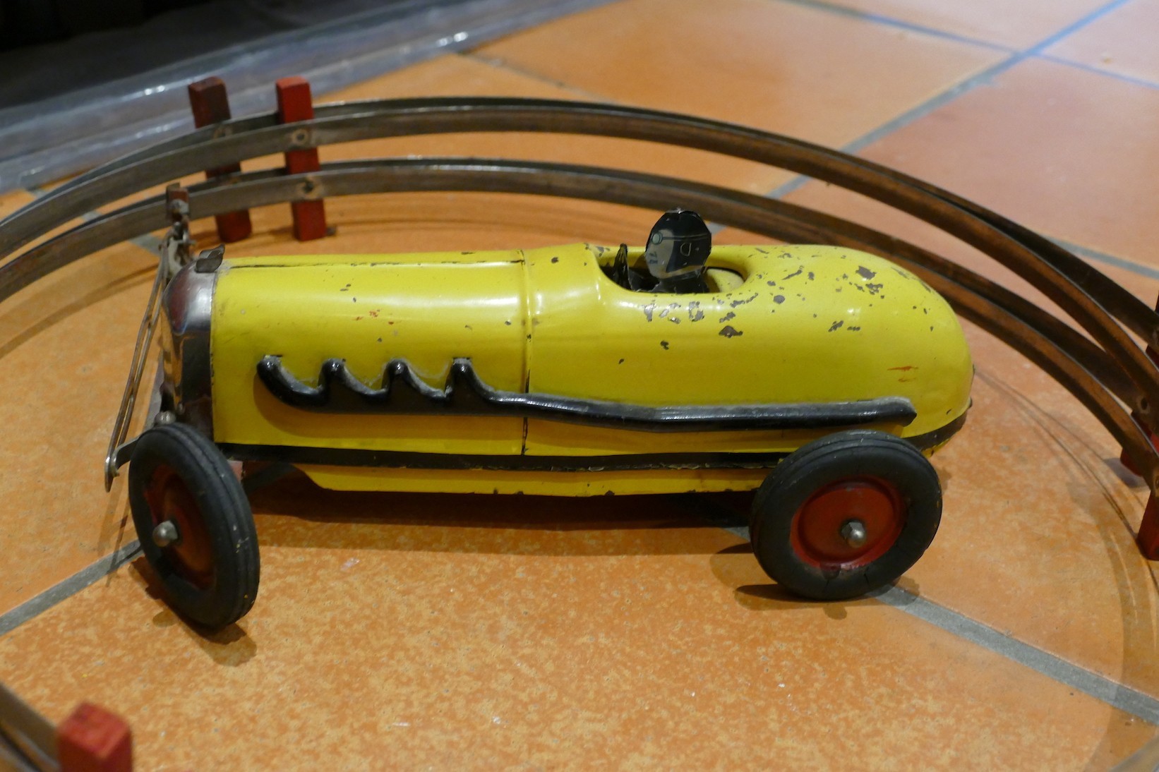 Kokomo electricar Ancienne jaune voiture de slot année 1920