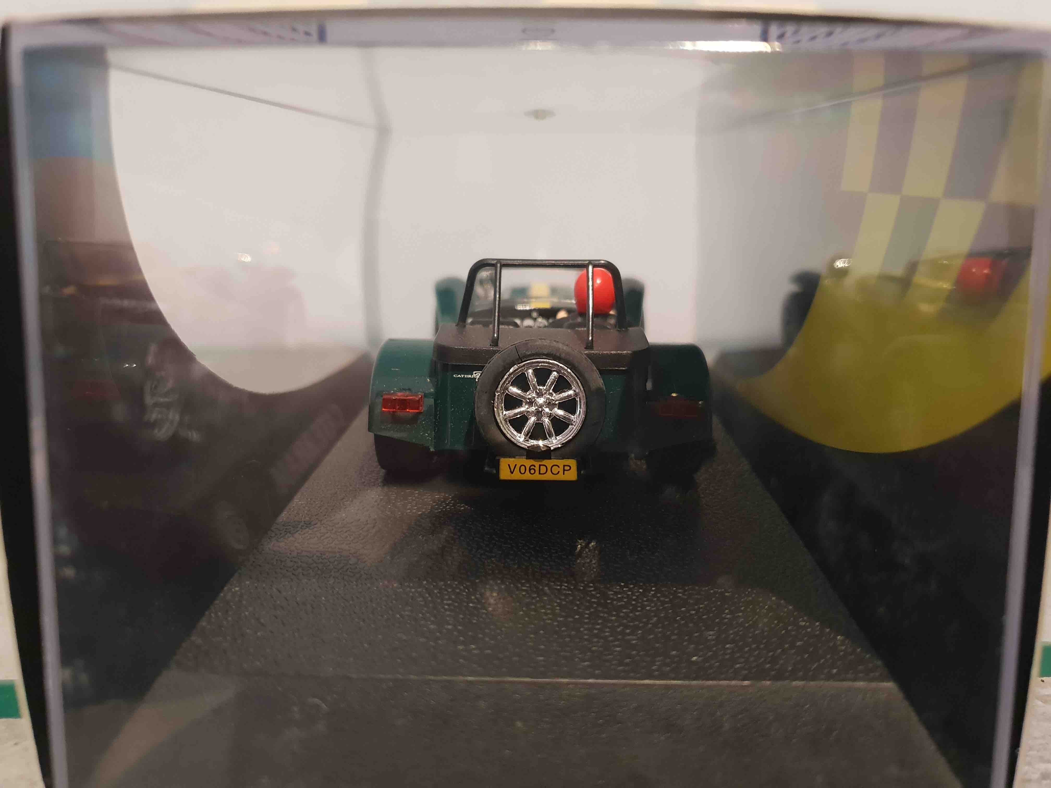 SCALEXTRIC C2272 CATERHAM 7 ROAD TRIM