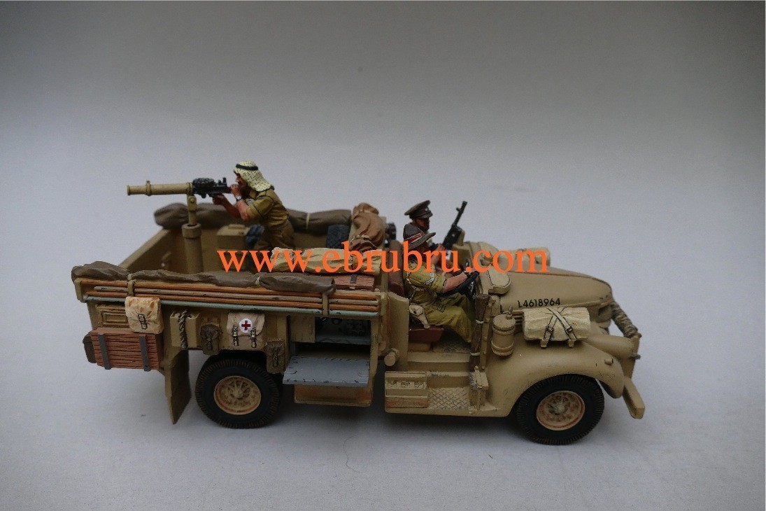 LRDG 30CWT. CHEVROLET TAN 8TH ARMY KING & COUNTRY EA023