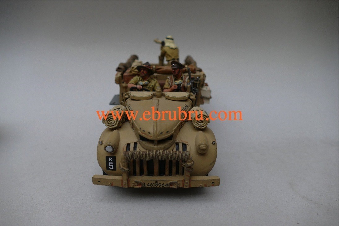 LRDG 30CWT. CHEVROLET TAN 8TH ARMY KING & COUNTRY EA023