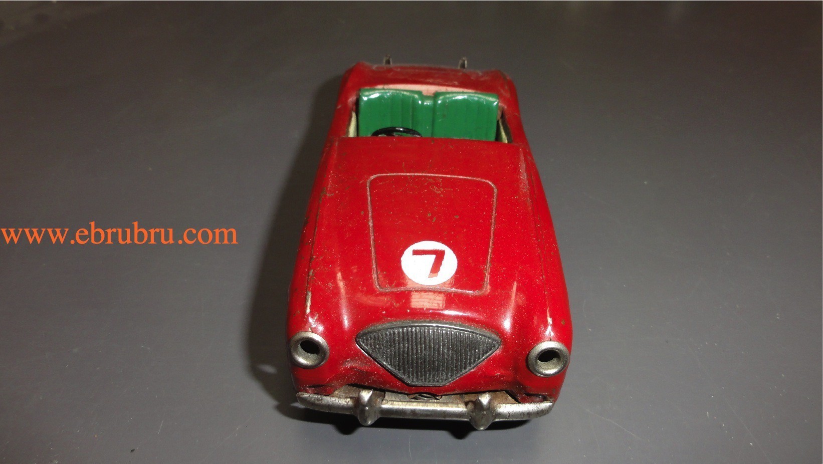 AUSTIN HEALEY 100M SCALEXTRIC