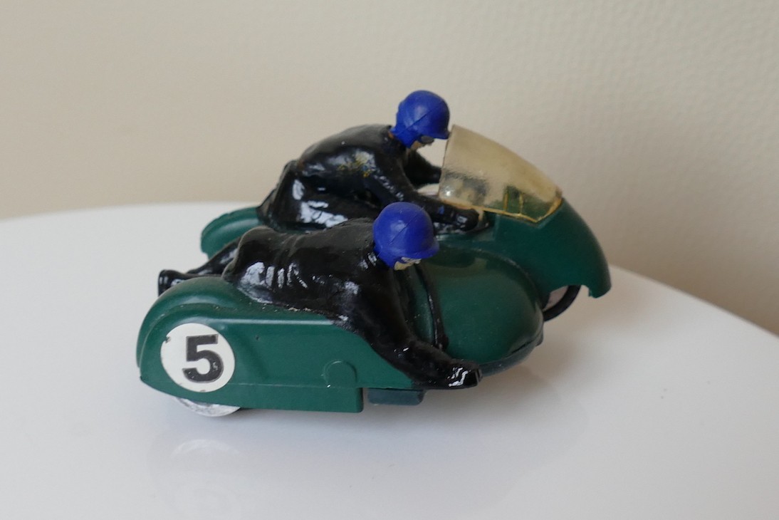 Hurricane vert Scalextric side car ref  B2