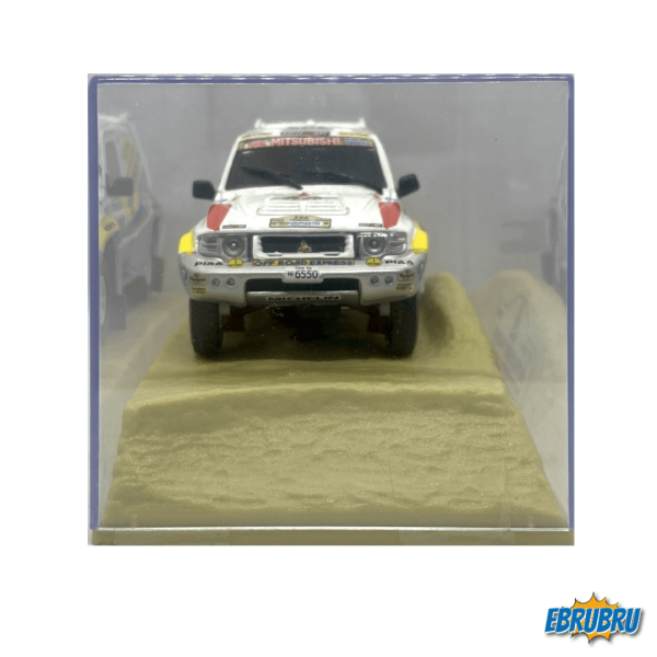 Mitsubishi Pajero - La légende du Dakar NOREV No 08