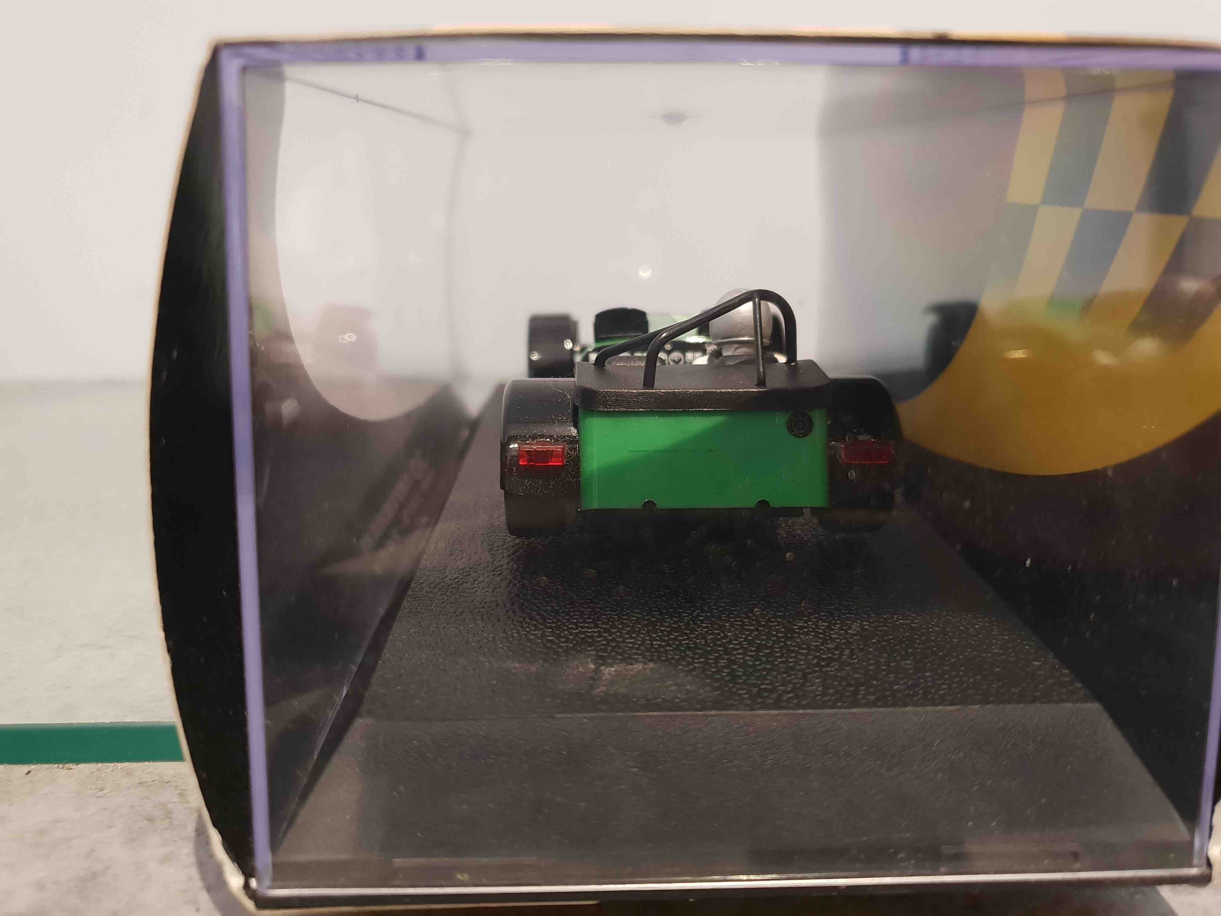 SCALEXTRIC C2589 CATERHAM 7 30TH ANNIVERSARY