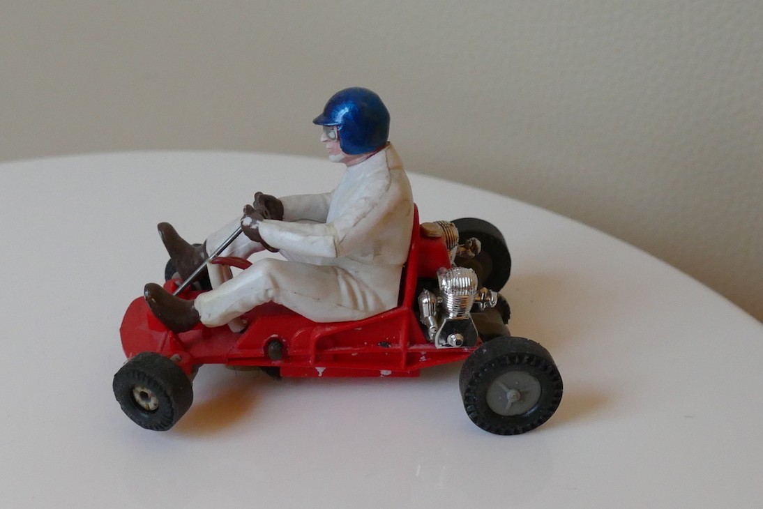 Go Kart rouge Scalextric side car ref  K1 France