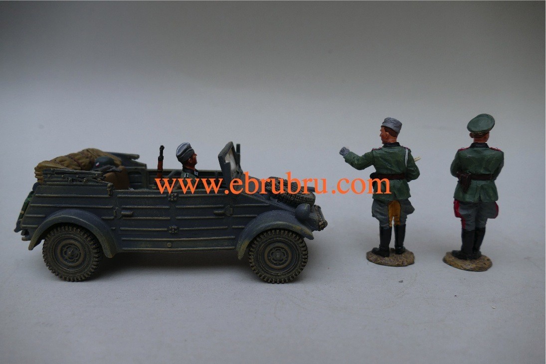 GERMAN KUBELWAGEN FIELDS OF BATTLE KING & COUNTRY FOB020