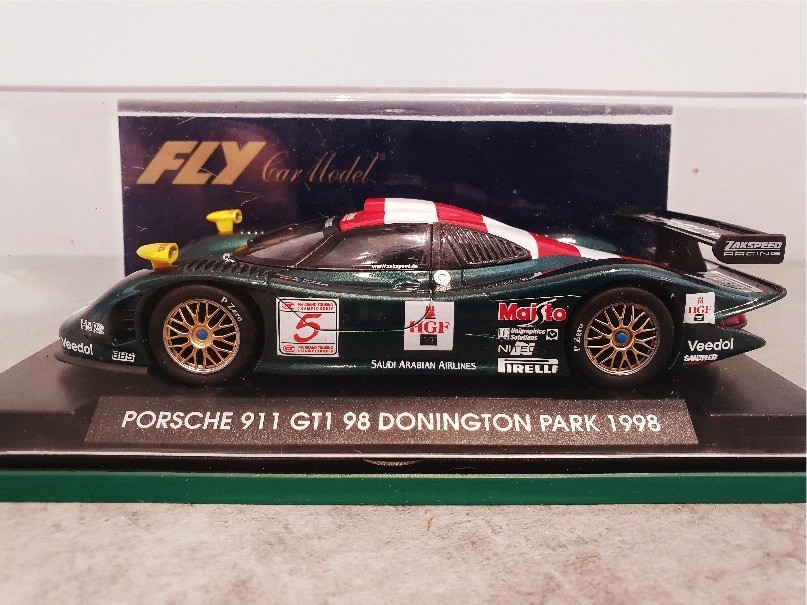 FLY A76 PORSCHE GT1 98 DONINGTON PARK 98