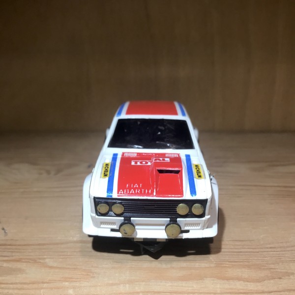 Fiat 131 SCALEXTRIC ref 93213