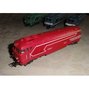 LOCOMOTIVE JOUEF DIESEL BB 67001 RÉF 8410 ROUGE