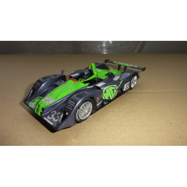 MG LOLA LE MANS No33  REF C2366A SCALEXTRIC